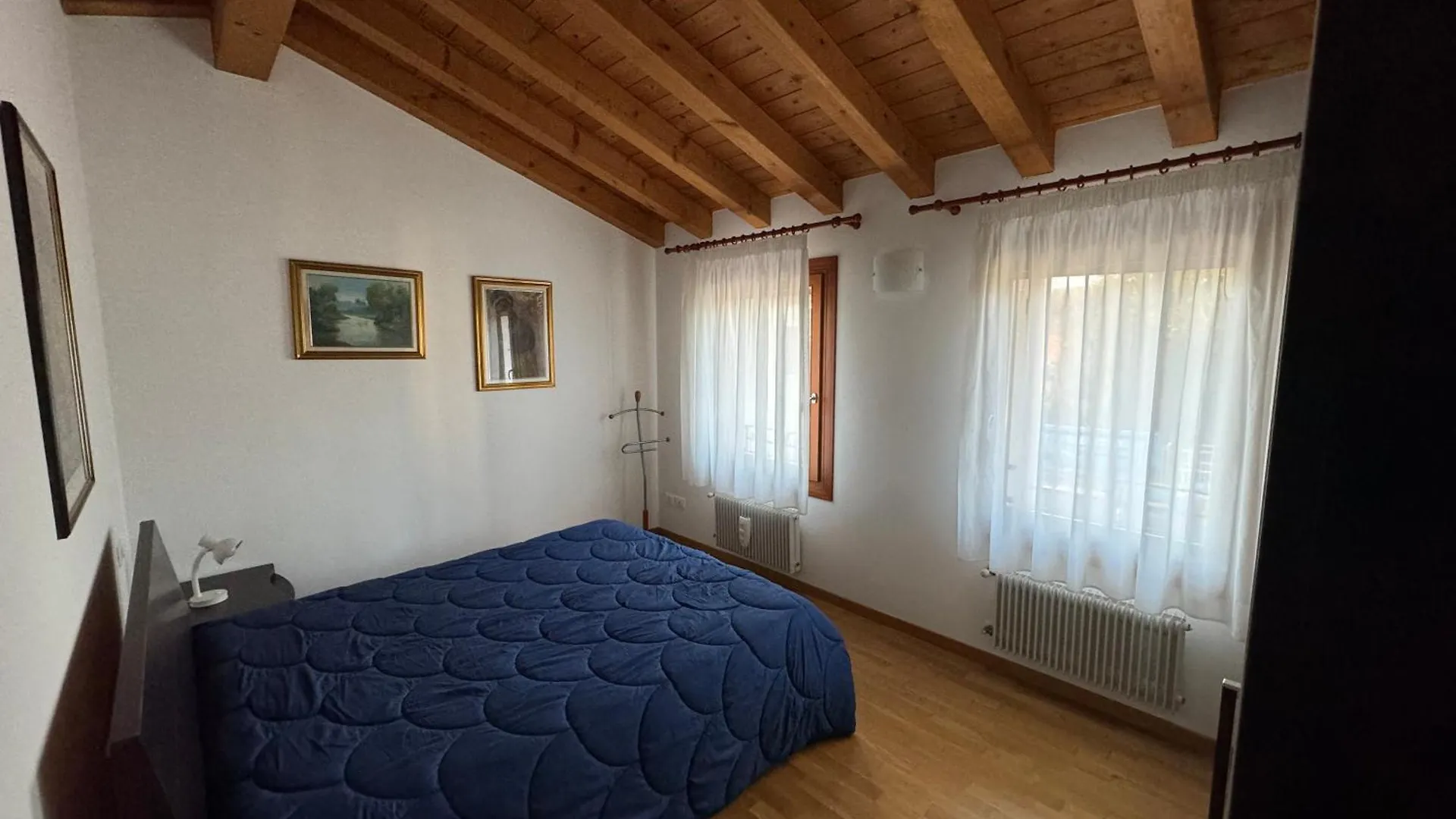 Apartment Ca Maria - Appartamento Mansardato Al Primo Piano San Polo di Piave Italy