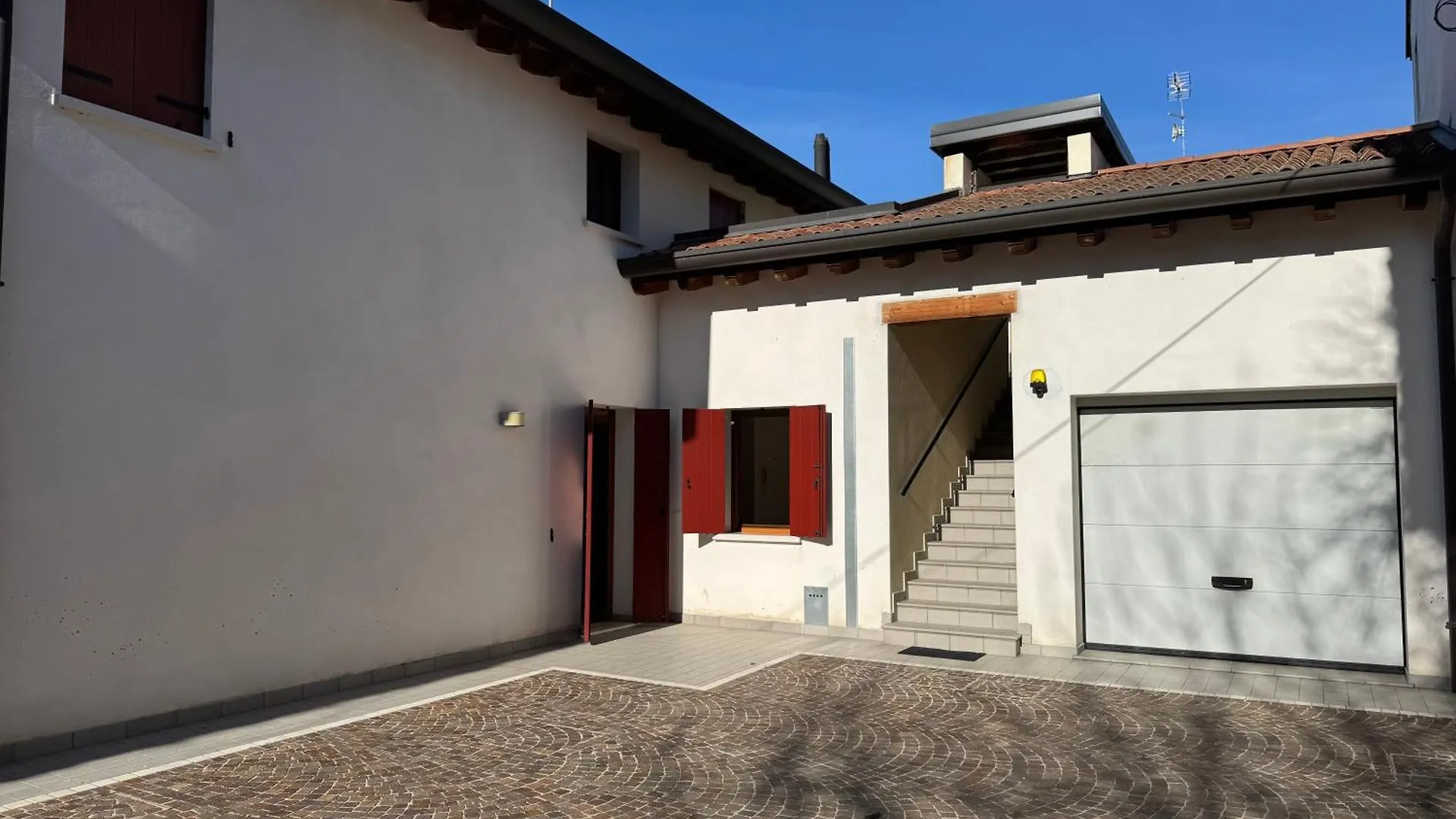 Ca Maria - Appartamento Mansardato Al Primo Piano San Polo di Piave 0*,  イタリア